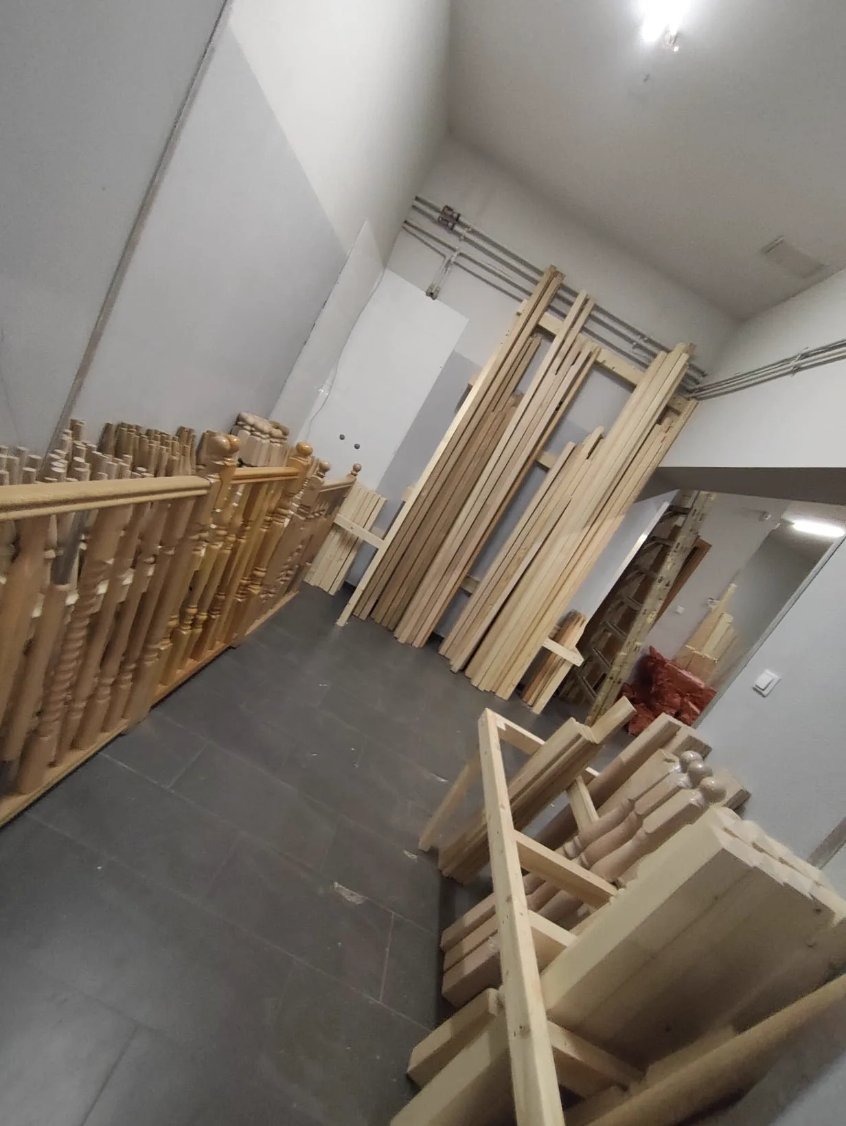 Tralki toczone drewniane do poręczy i balustrad, Olkusz